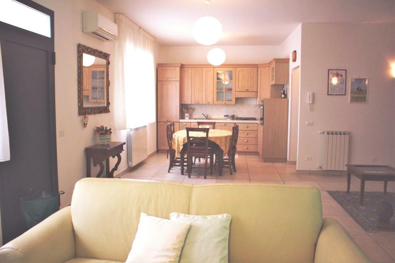 Casa Lu' Βίλα Βιαρέτζιο Εξωτερικό φωτογραφία